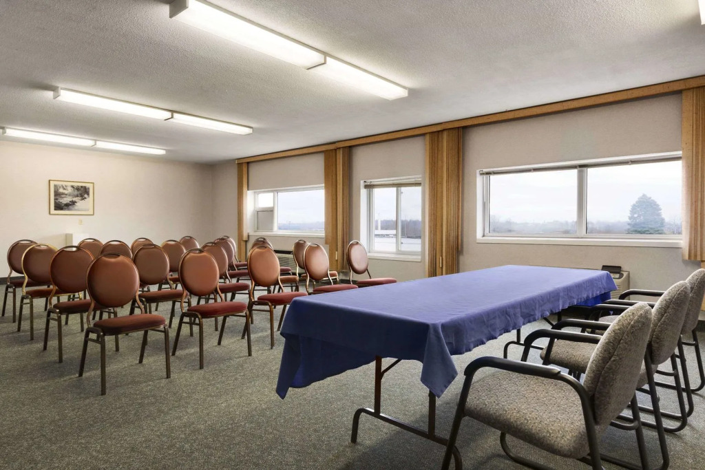 SureStay by Best Western Brockville