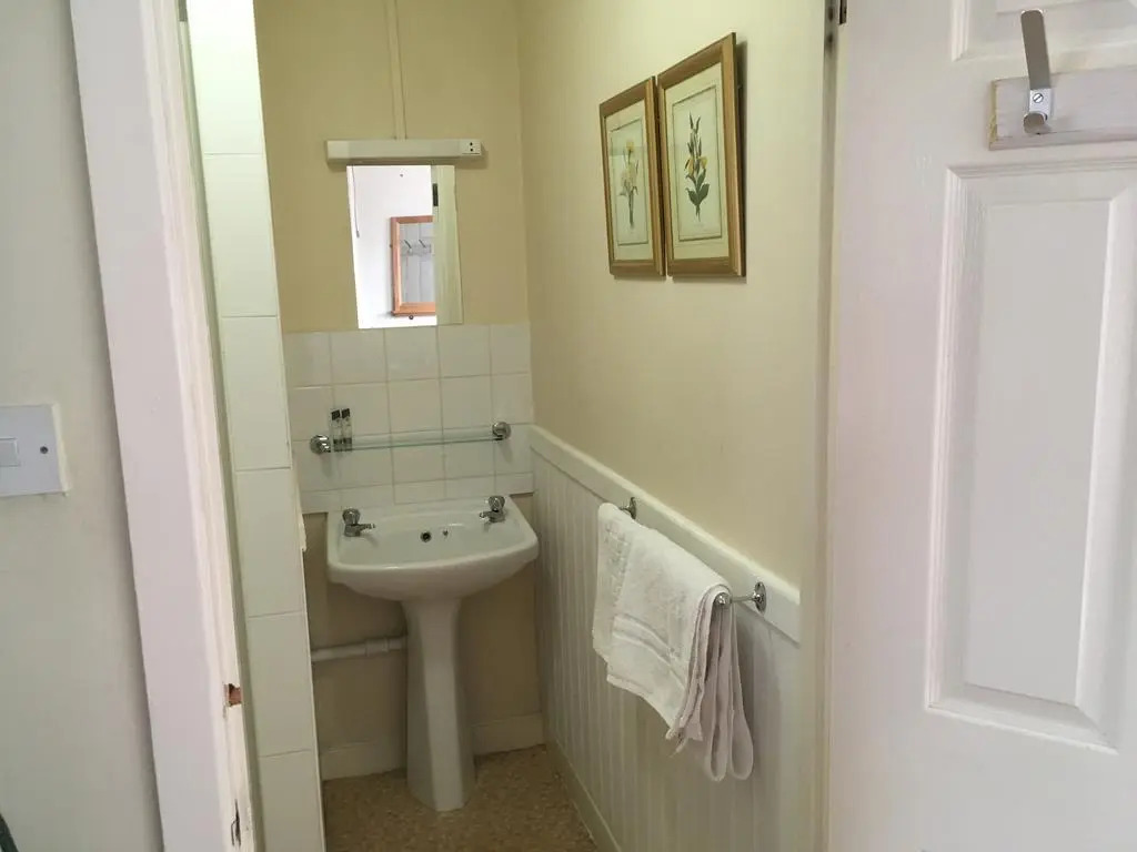 Pearl Court Guesthouse