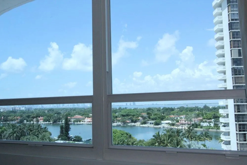 SeaStays Apartments