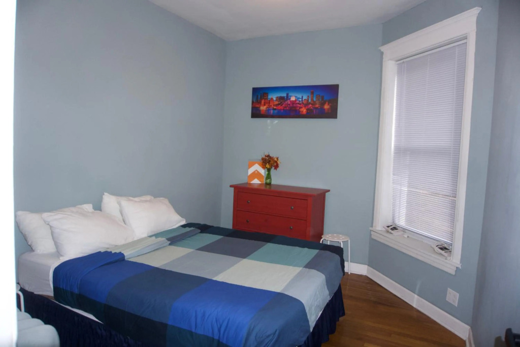 Wrigley Hostel - Chicago