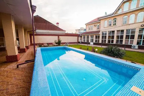 GUEST HOUSE "Rohat Lux"