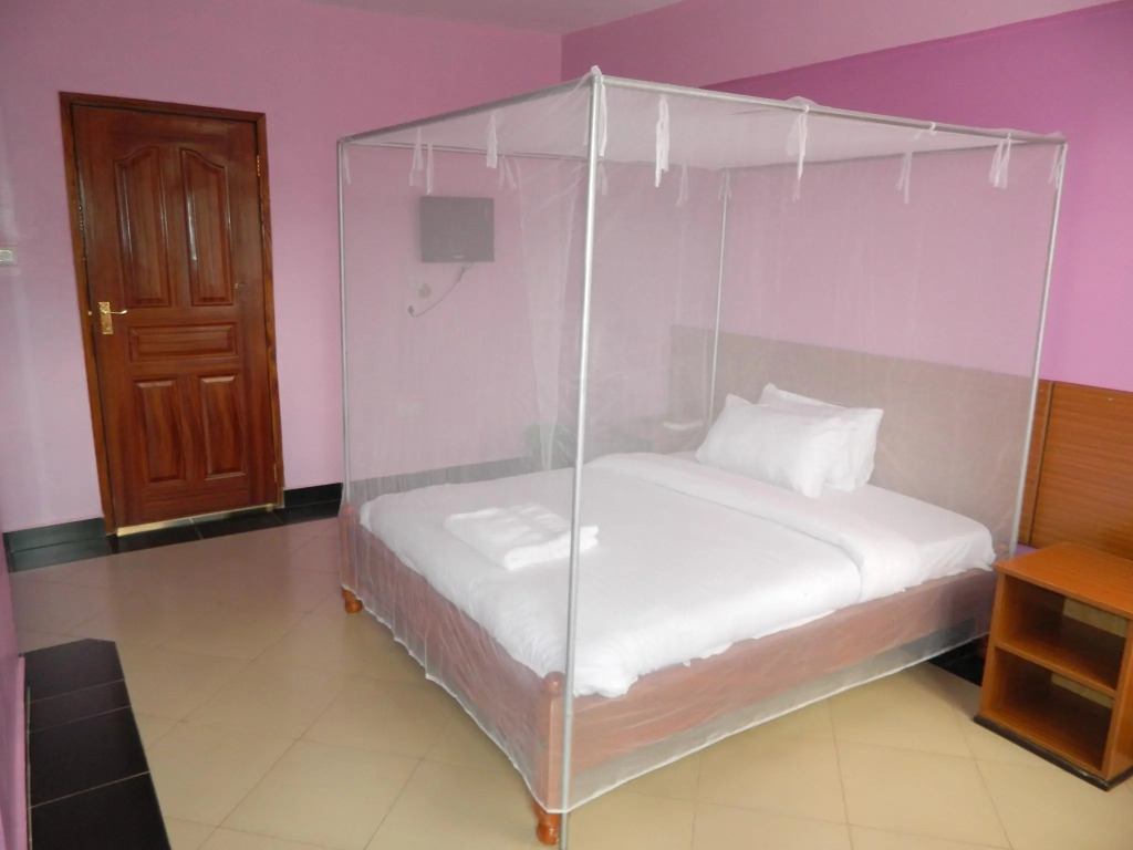 Chrysalis Guest House and Restaurant