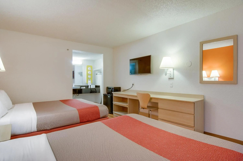 Motel 6-Tacoma, WA - South
