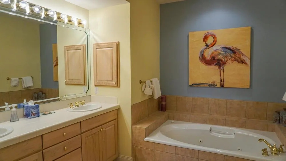 Captiva 3 Bedroom Apartment by BnD