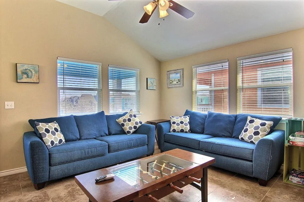 Wait-N-Sea 3Br Home