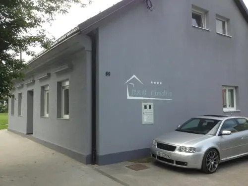 Studio Apartment Cindra