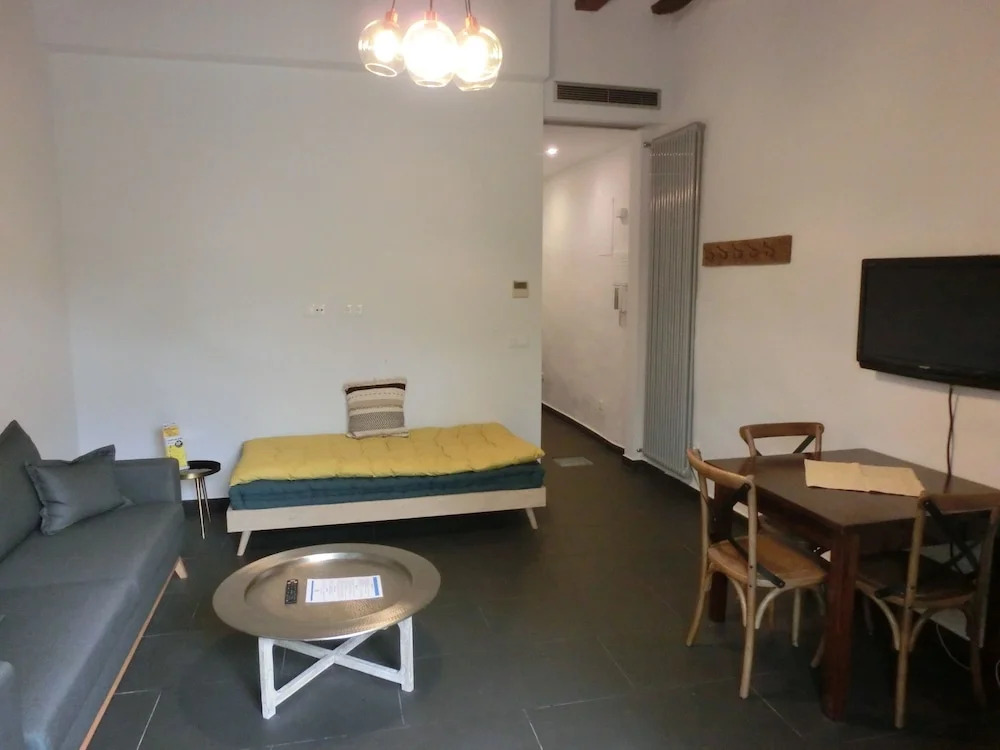 Valentia Apartments - Mercado Central