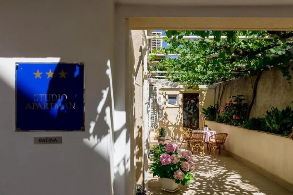 Rooms Batina
