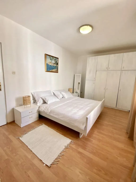 Spacious 2-bed Apartment in Cavtat