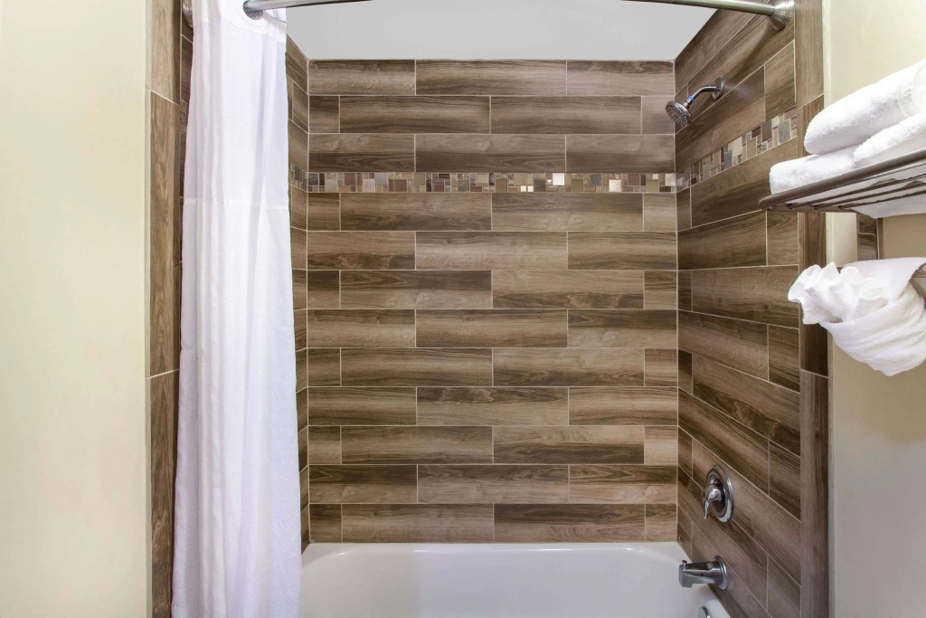 Baymont by Wyndham Jacksonville/Butler Blvd