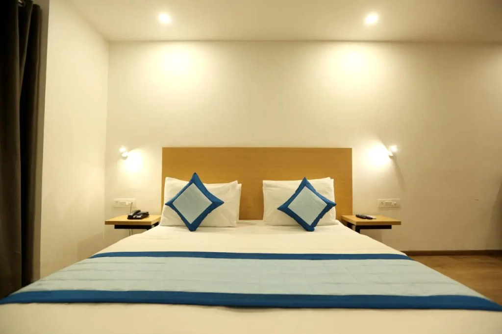 The Roseman Hotel & Suites