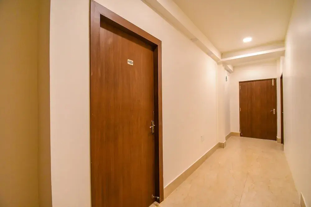 Fabhotel Moubani Residency