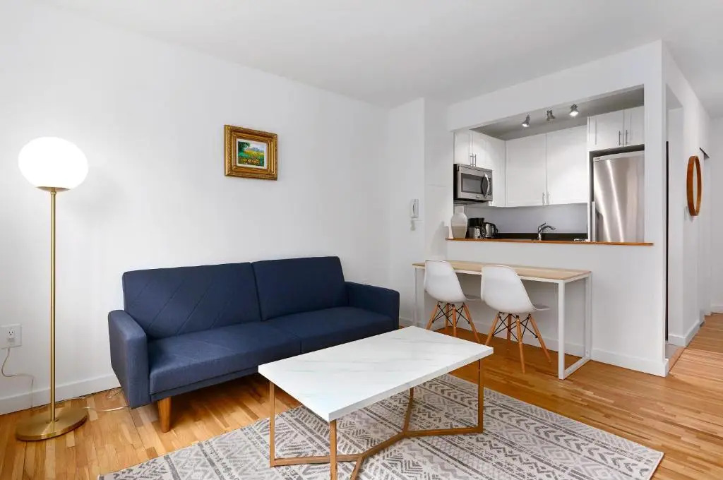 Modern and Spacious apartment in Chelsea