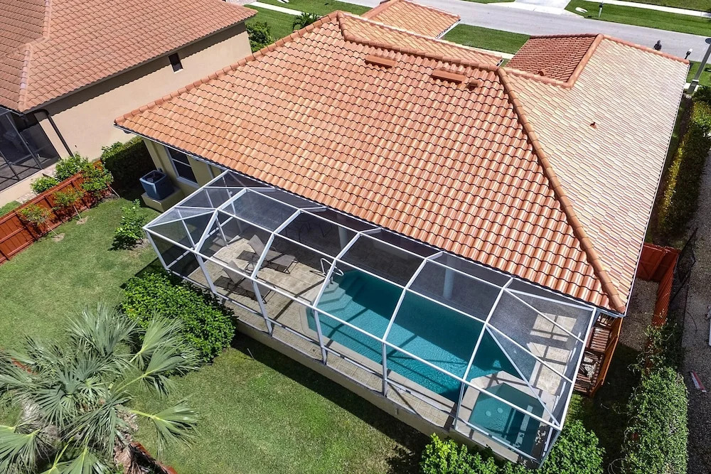 816 Seagrape Home 3 Bedrooms 2 Bathrooms Home