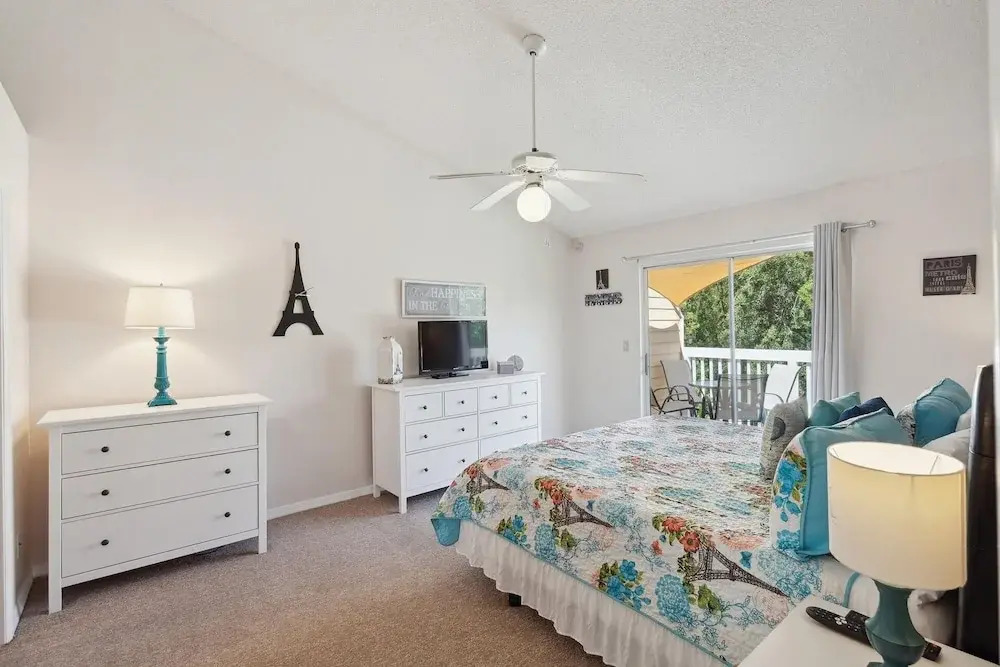 Sweetwater Club 3 Bedroom Condo 7 miles to Disney 3 Condo