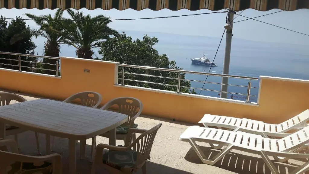 Seaview Apartment Tony with Grand Terrace