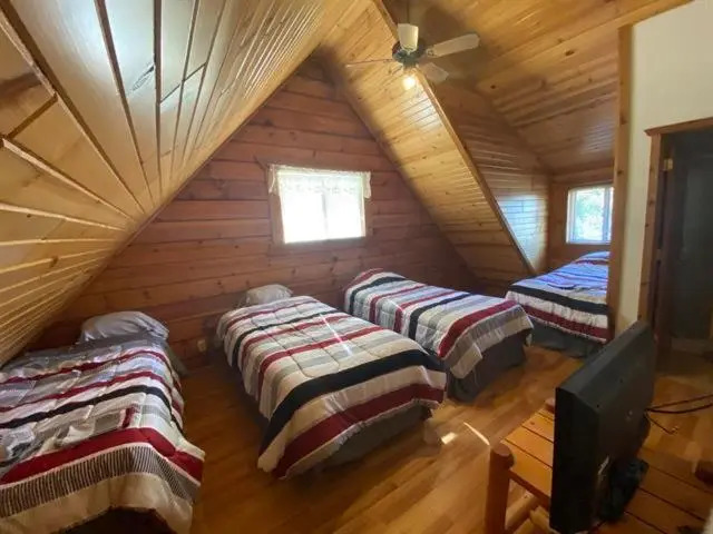 Warrens Cabin