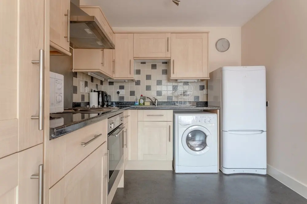 Charming 1 Bedroom Property Next to Clapham Common