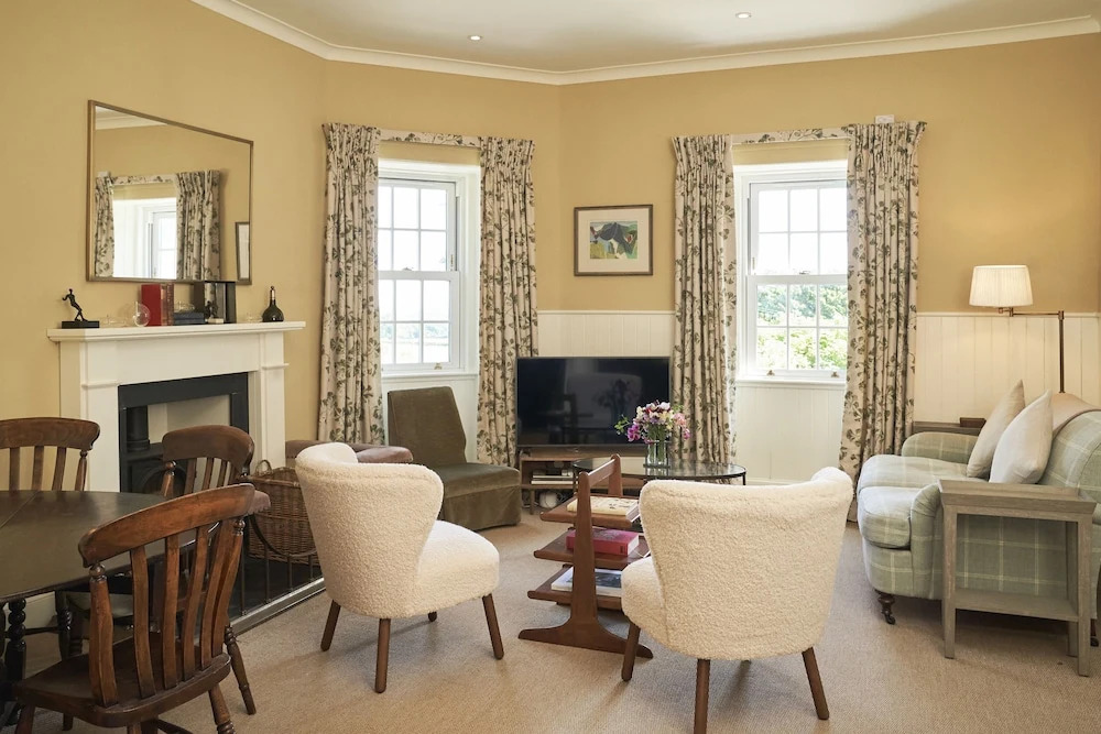 JOIVY The East Lodge At Balcarres