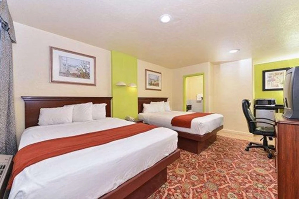 Rodeway Inn