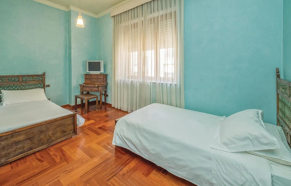 Beautiful Home in Lecce LE With Wifi and 2 Bedrooms