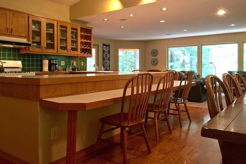 Snowline Cabin #29 - An Ultra Custom Family Vacation Home!