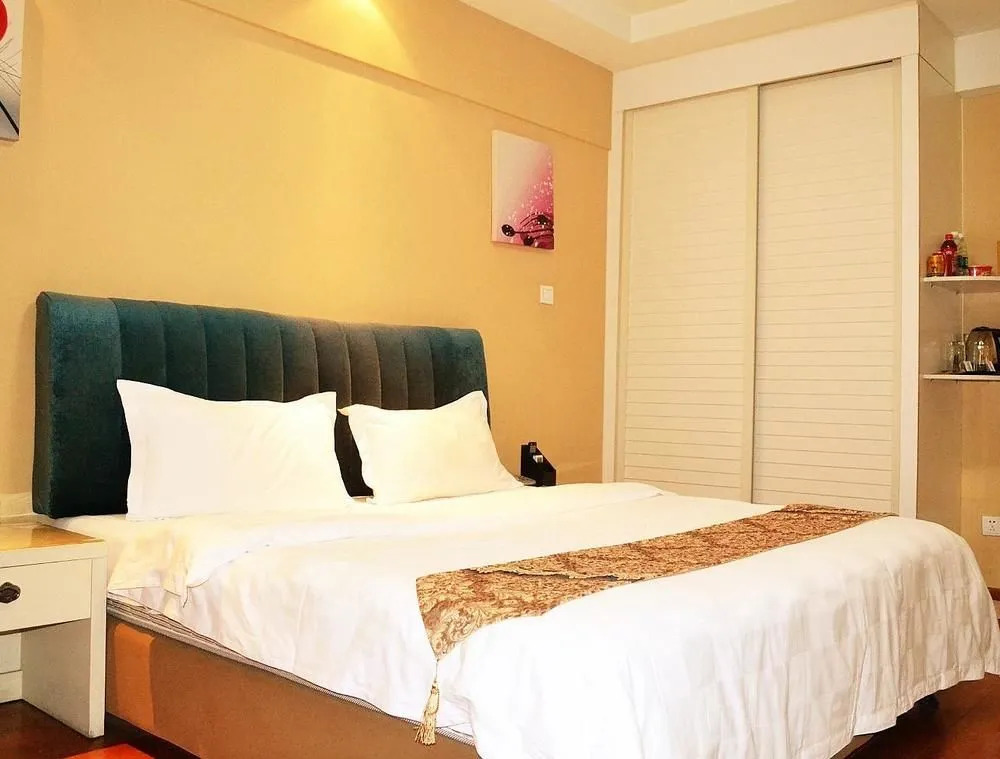 Chengdu Rongcheng Holiday Hotel