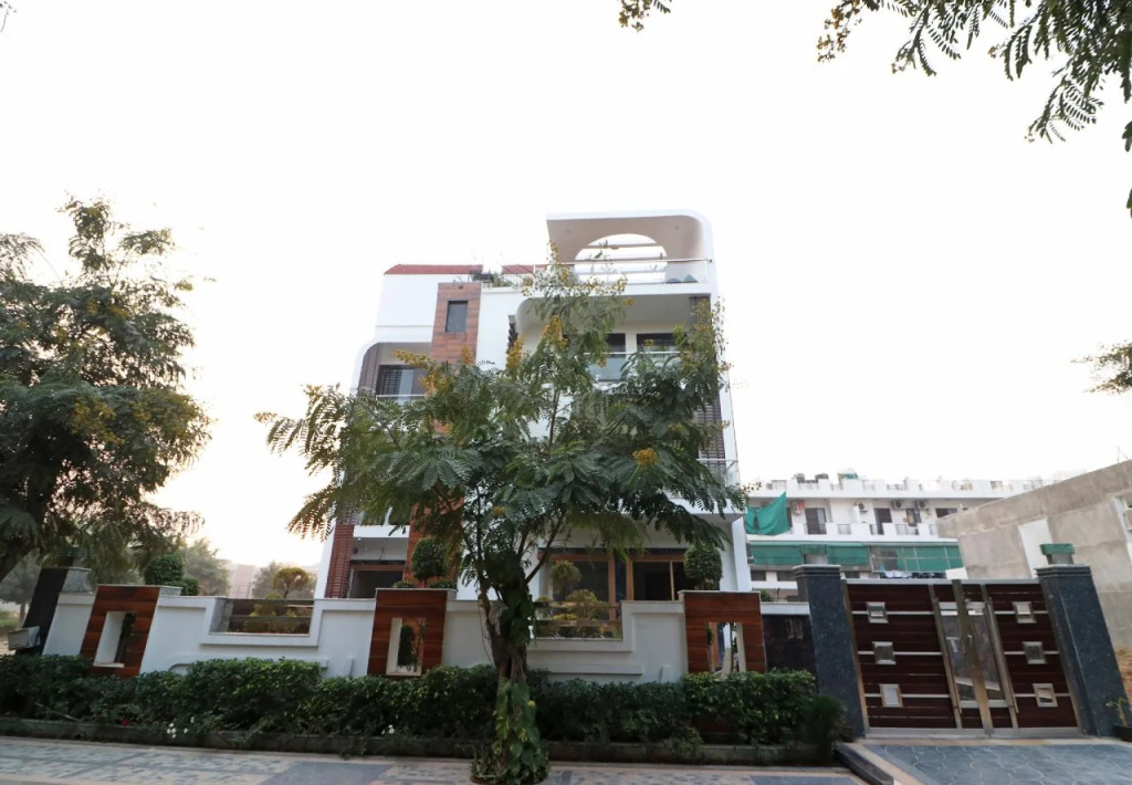 Live Inn By OYO Rooms