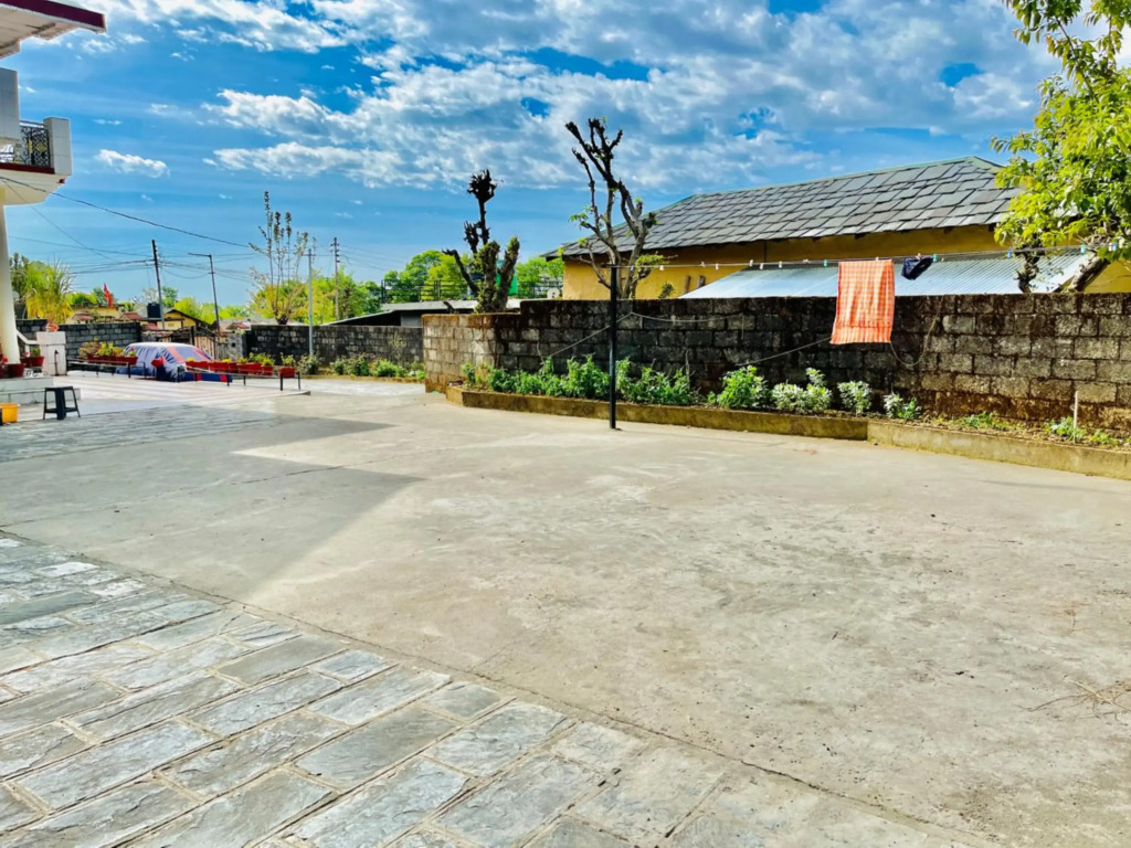 Cheerful 2 BHK Home With Free Parking & Nature View