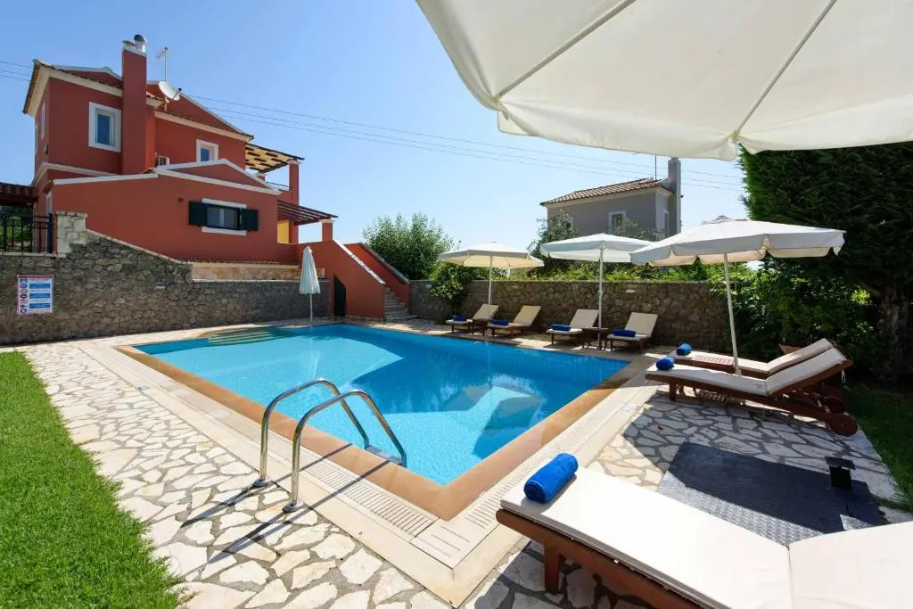 Deluxe Villa Rose with Private Pool