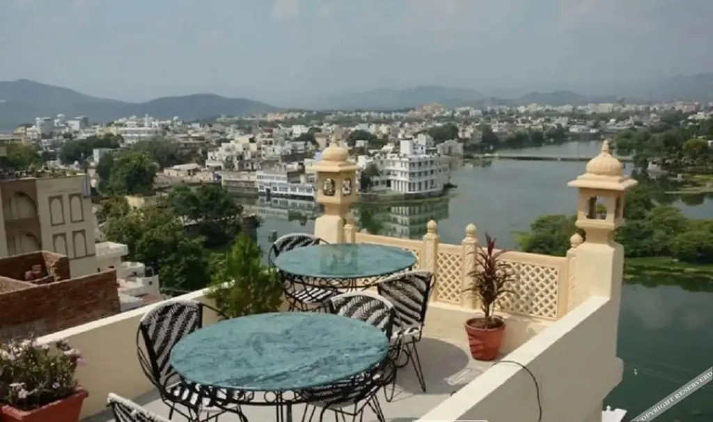 Hotel Mewari Villa PURE VEG