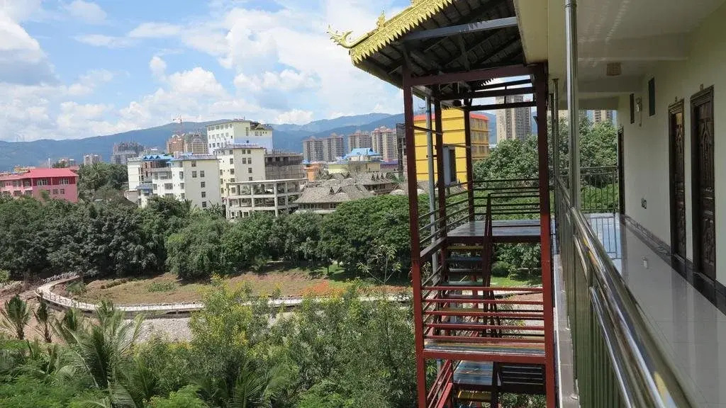 K2 International Youth Hostel
