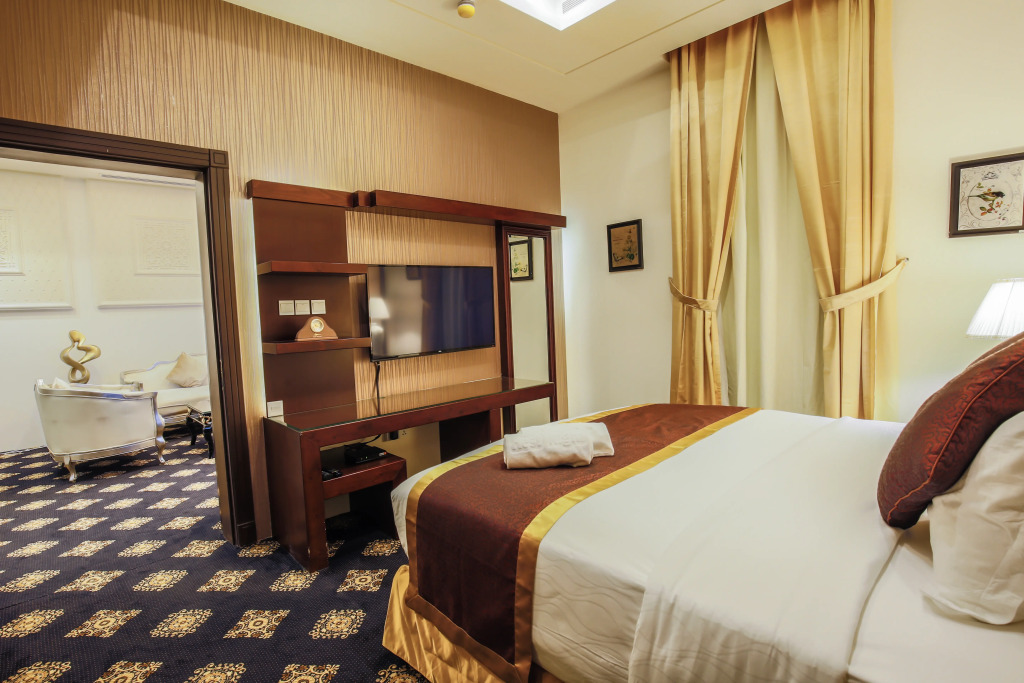 Rest Night Serviced Apartments- AlHamra