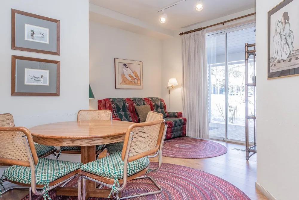 Snowcreek 630 Phase 4 - Two Bedroom Condo