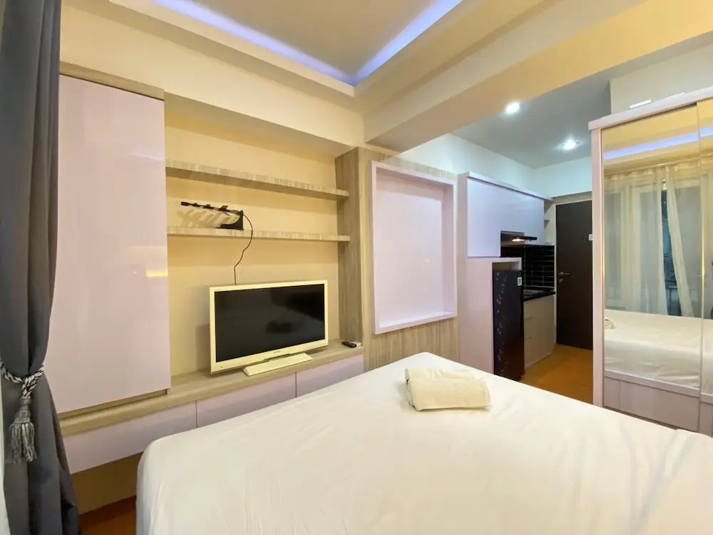 Wonderful & Stylish Studio at Jarrdin Cihampelas Apartment
