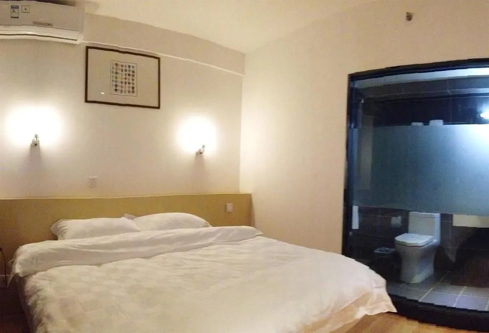 Yunyue Lanting Hotel  (Kunming Xuefu Road)