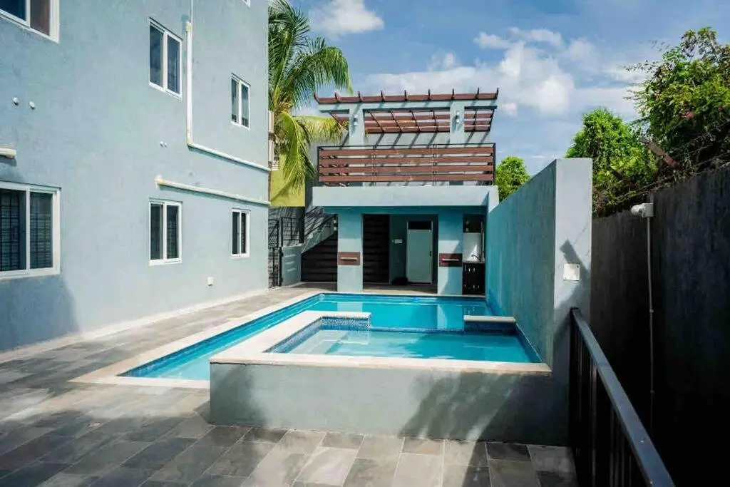 1Royal Treat Vacation Home