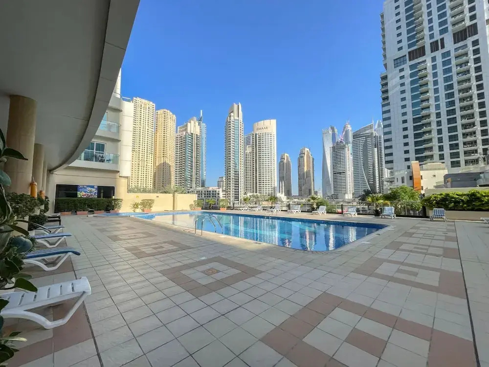 Marina Views 1-bedroom Sleeps 4 With Balcony