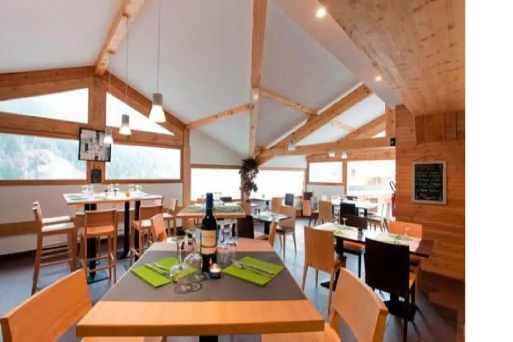 Montagne Duplex-Orelle 9 pers. avec SPA