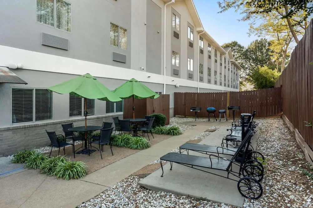 Holiday Inn Express Searcy