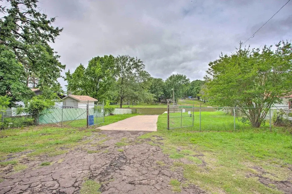 Cedar Creek Reservoir Home w/ Private Boat Launch!