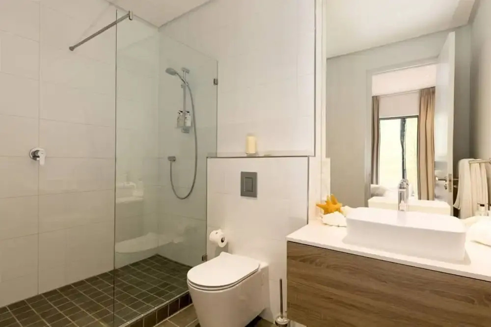 Spacious De Waterkant Retreat 2 Ensuite Bedrooms