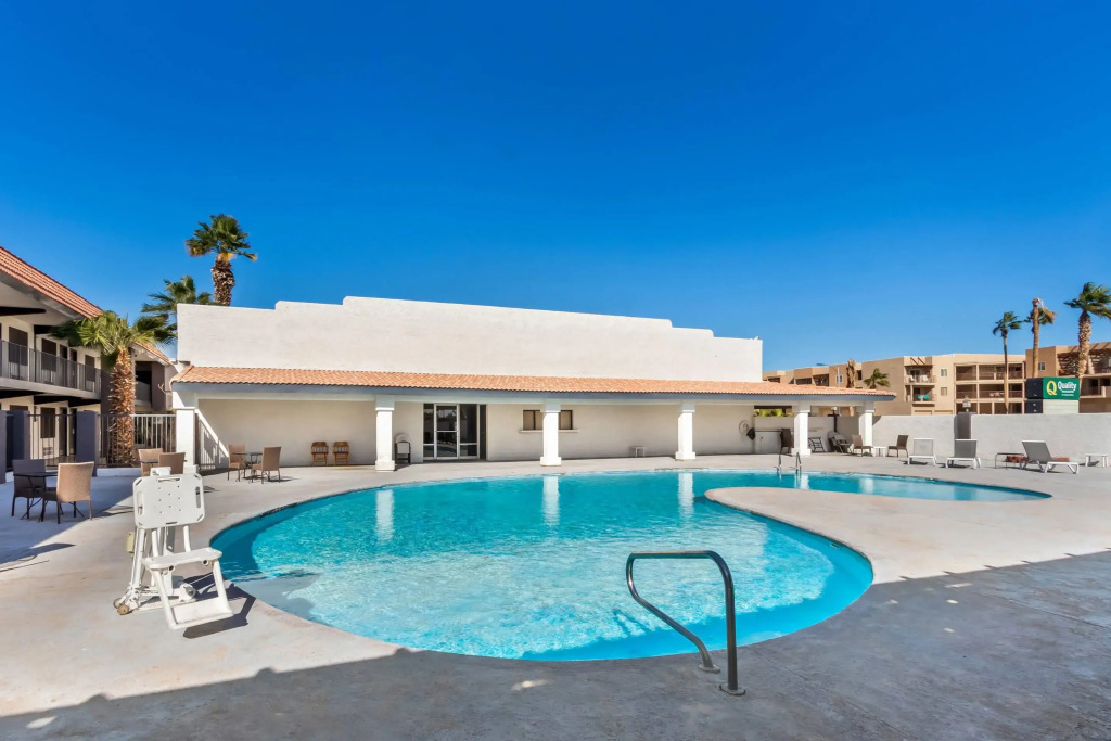 Quality Inn & Suites Lake Havasu City