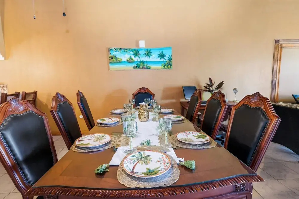 YanceyLargo-6BR Two-Story Estate w/Mountain Views by RedAwning