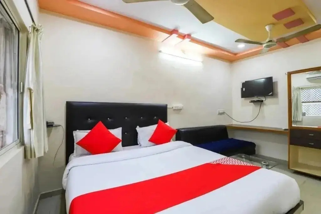 Kabir Residency by OYO Rooms