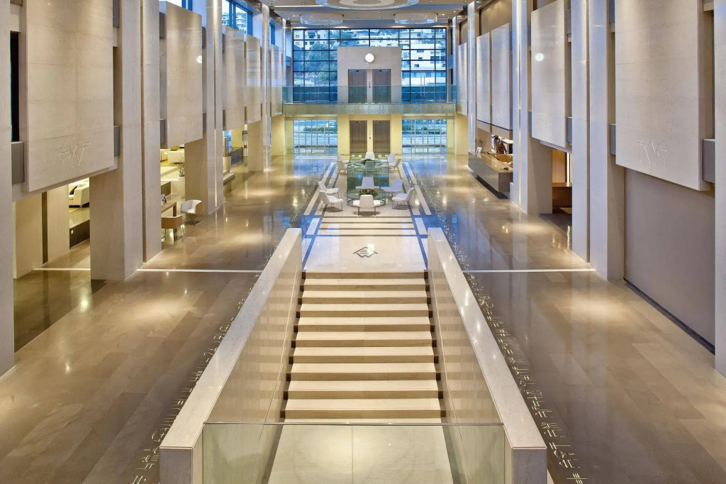 Avra Imperial Hotel