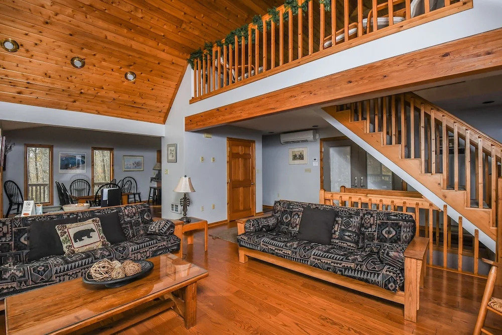 Mirabella Eclano 5 Bedroom House