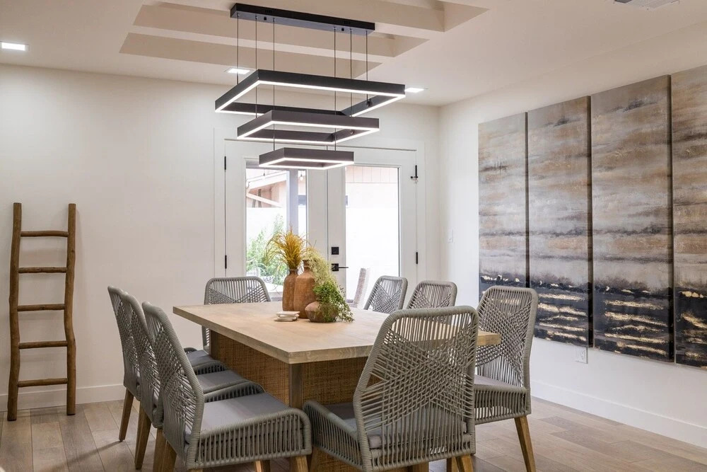 Phoenix 22nd St 4 Bedroom Home by RedAwning