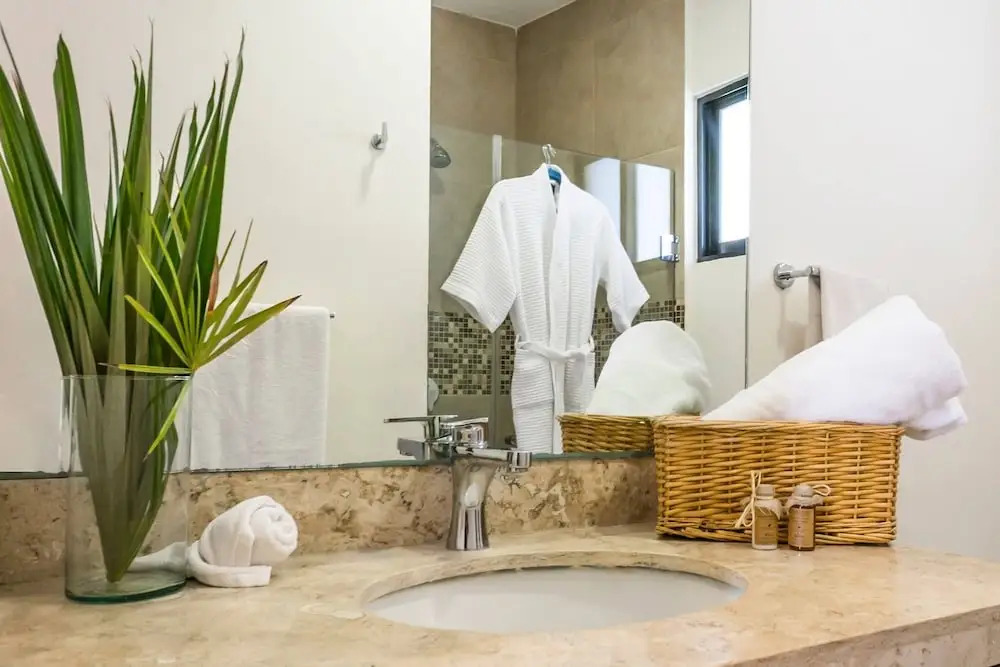 Private Roof, Pool+ Exclusive Offers /rstprca-301d