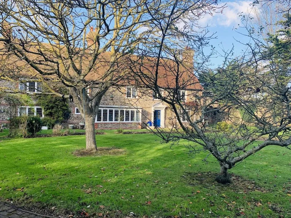 Walnut Tree House